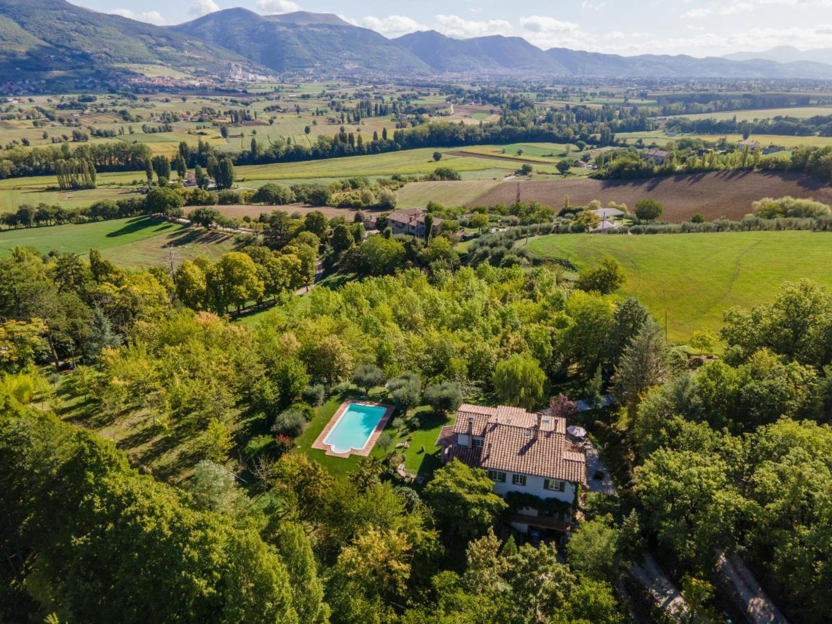 Altra Meta B&B Gubbio Dış mekan fotoğraf